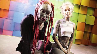 Beautiful Anuskatzz and Lily's alt girl scene