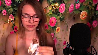 Soph Stardust ASMR Patreon Scratching Video