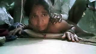 Desi Hot Videos Indian Bhabhi Husband and Wife