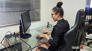 My Boss Won't Leave Me Alone... I Couldn't Resist and Sat on His Dick.