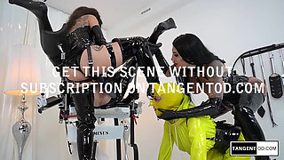 TANGENTOD Black Latex Dommes Control Yellow Catsuit Submissive in Medical Chair BDSM Scene