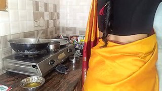 Indian Maid Fucking Hard in Kitchen - Homemade Desi Aunty Role Play