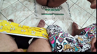 Two Entiado Nerds Makes Discovery Game with Their Stepsister