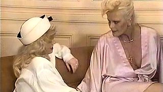 Mexicana blowjob with her big boobs