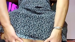 Cute young amateur web cam girl masturbates with her toy