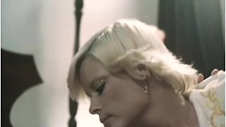 Classic Porn: Hot Fucking Threesome!