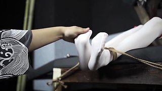 Chinese genshin cosplay tickling
