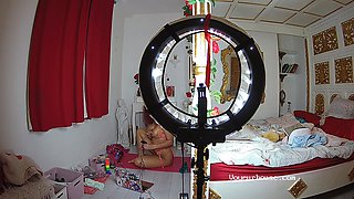 Lantaland - Warm Honey Taunts Baps On Web cam