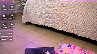 Cute blonde amateur webcam teen masturbating