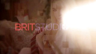 Wonderful Gigi Rouge at amateur trailer