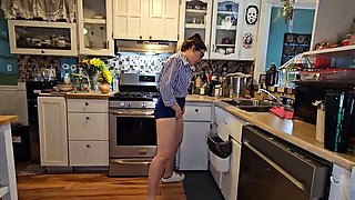 Nerdy Canadian Girl Desperate Pee in Kitchen Trash Can - Amateur Glasses Solo Pissing