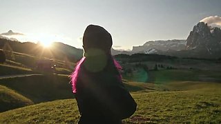 Amateur Italian Vlogger Norage & Noranipix Outdoor Blowjob & Huge Facial Cumshot in 4K