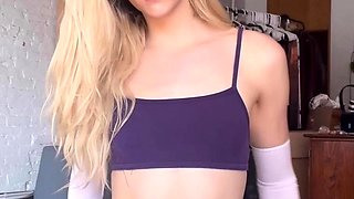 Shemale tranny solo masturbation scene