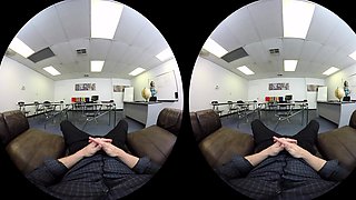 Slutty amateur flashing her big boobs in the backseat