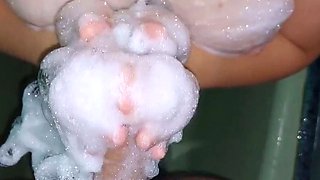Kinky Shower Sex With a Teen Amateur