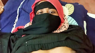 Muslim Tution Teacher Enjoying Sex With His Student's dad