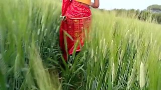 Desi Village Girl Outdoor Fucking in Jungle – School Girl Public Sex Video