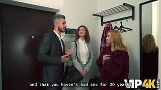 Mature Blonde MILF Threesome Fuck with Young Russian Babe - Hot HD 1080p Sex on Couch