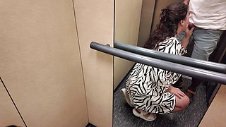 OmG! My StepMom's adventure in the Elevator