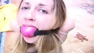 Brunette amateur teen masturbate to her boyfriend