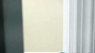 Noble Scarlett Johnson at facial sex