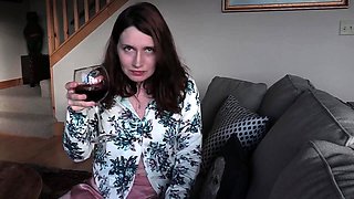 Bettie Bondage – Mom’s Mutual Masturbation Confession