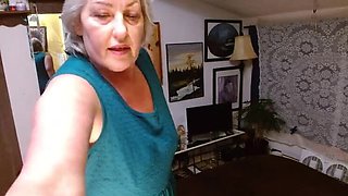 Amateur MILF Dawnskye1962 Tells You To Be A Good Boy & Worship Her Hairy Big Ass Close Up POV