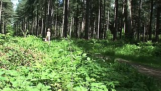 Lady Sonia - I Need To Pee Outdoors