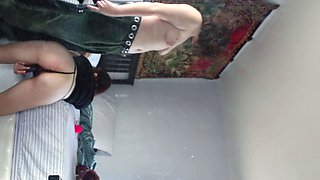 Webcam sex show featuring a brunette amateur MILF