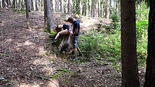 Homemade amateur blonde teen blowjob and cumshot