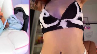 Pregnant Redhead Webcam Masturbation