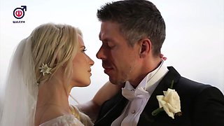 Hot bride Anikka Albrite smutty sex video