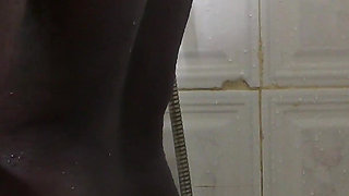 Big boobs ebny taking shower