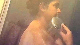 Desi NRI Indian Bengali Bhabhi Hotel Hiddencam Bath Video