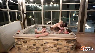 Sexy blonde Ellie Smoke is sucking two cocks in the bathtub