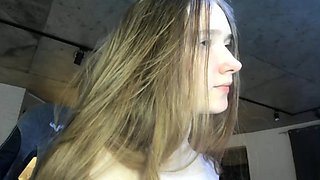 Very Hot Amateur French Teen couple tit fuck on Webcam