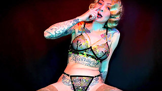 Stroke and Sniff for Permanent Retard Mode, Porn Addict