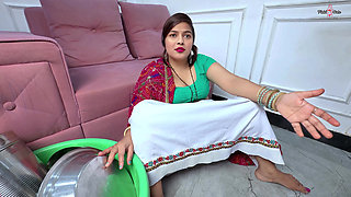 Village Desi Bhabhi Cheated on her Husband, and have Sex with Stranger Guy.