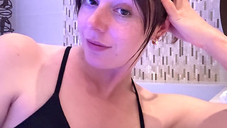 Jet Orgasm in a Spa!