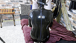 Fucktoy Sucks Master off