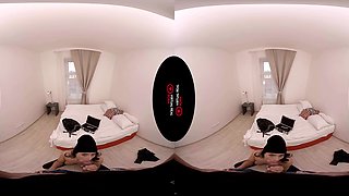 Perfect Robbery - Robbing A House With A Sexy Pornstar And Cumming On Her Tits