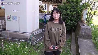 Japanese cute teen blowjob