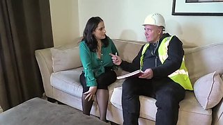 Hot British MILF Negotiates with Builder - Hardcore Blowjob & Doggy Style Fuck