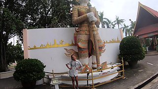 Thai girlfriend day out and sex at home