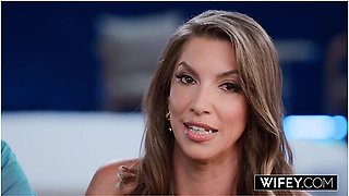 Insatiable Hotwife Lorreign Cant Stop Squirting In 6 Bbc Gangbang While Hubby Films