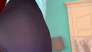 Cumshot amateur MILF suck and jerks dude in the bedroom