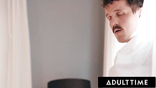 Adult Time featuring Liz Jordan's robby apples action