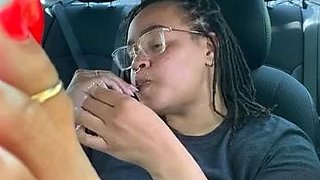 Amateur Foot Fetish Girlfriend Sucks and gives a Footjob