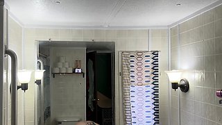 Pretty Naked Teen Girl Pussy Masturbation In Shower