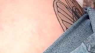 Hot Tattoo Chick Squirts While Banging